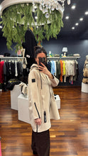 Carica l'immagine nel visualizzatore di Gallery, Parka tecnico