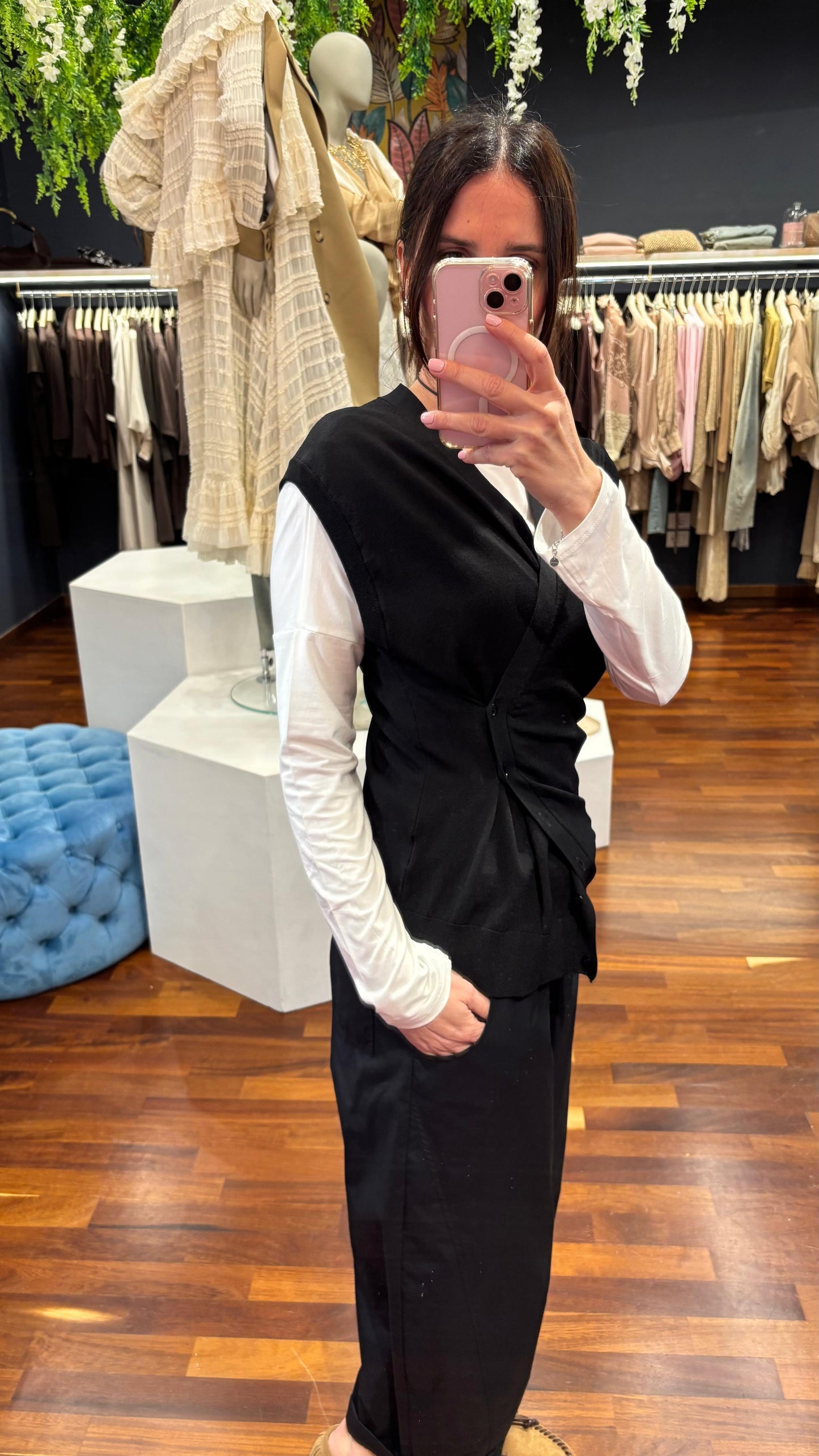 Gilet in filo con bottoni nero - Vicolo