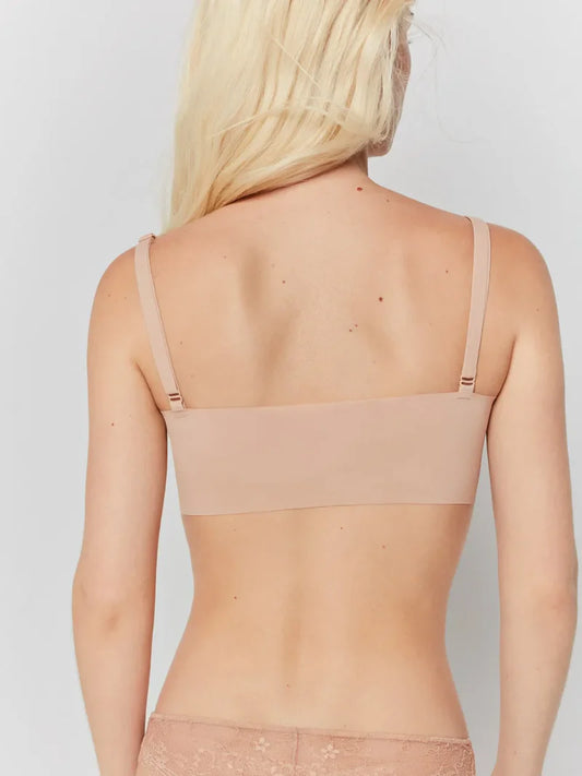 Comfy top nude - Gisela