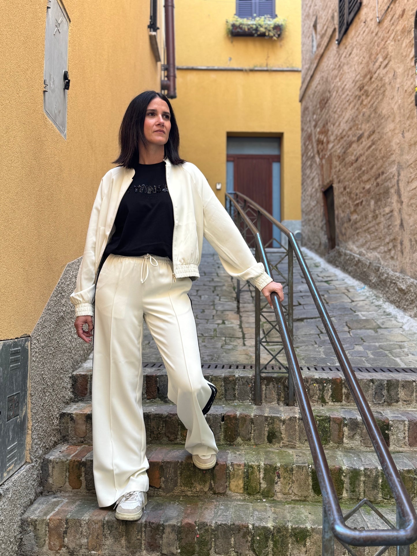 Pantaloni tuta