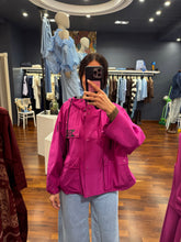 Carica l&#39;immagine nel visualizzatore di Gallery, Mantella fuxia
