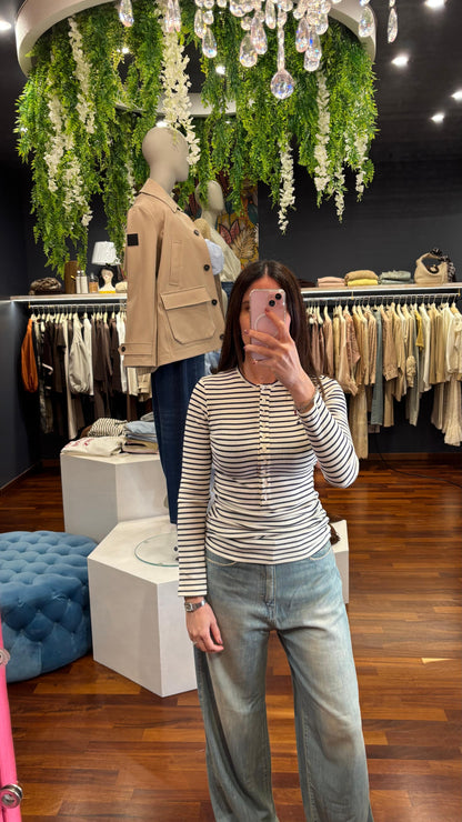 Maglia costine e bottoncini stretta - Vicolo