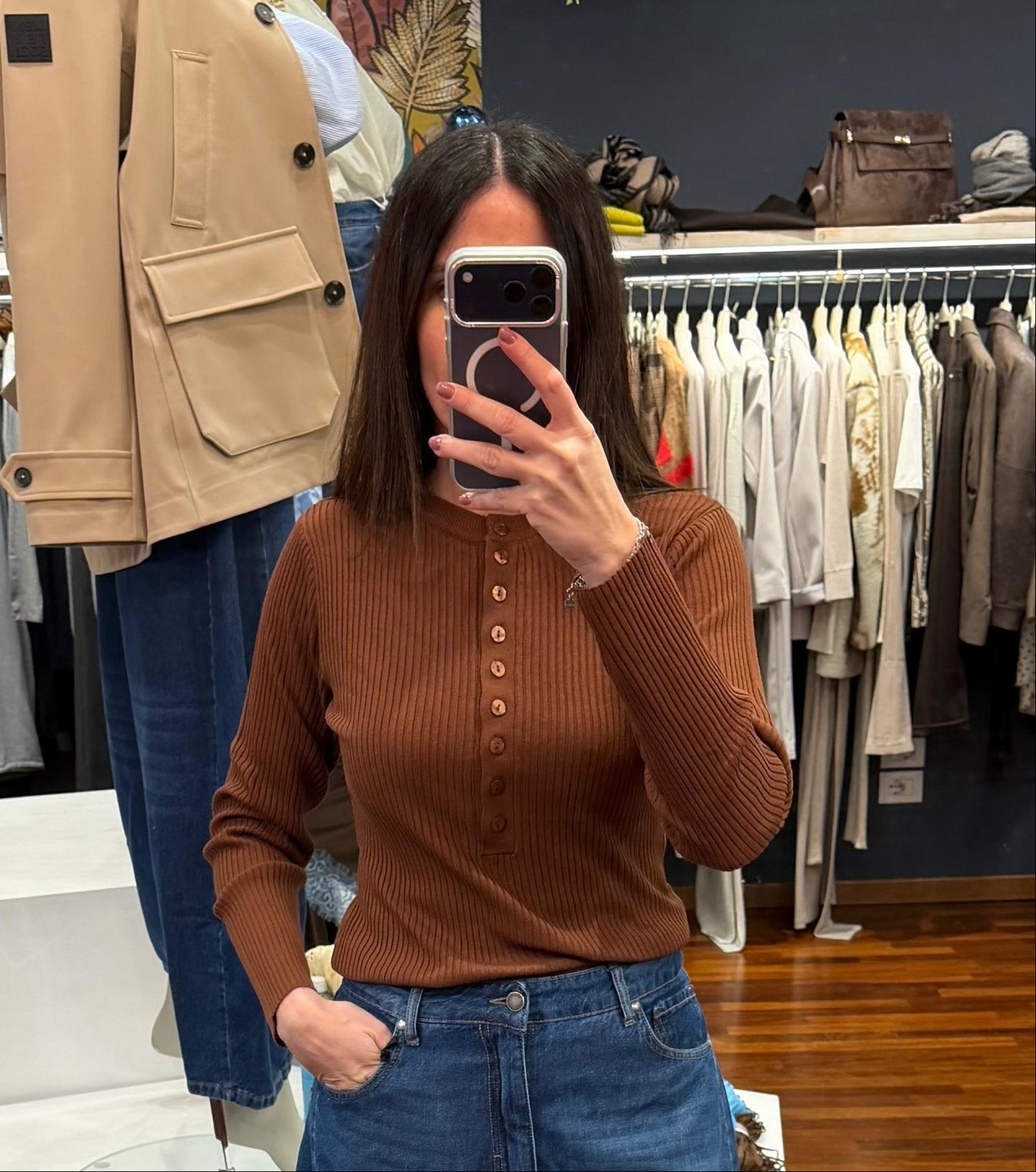 Maglia costina e bottoncini - Kontatto