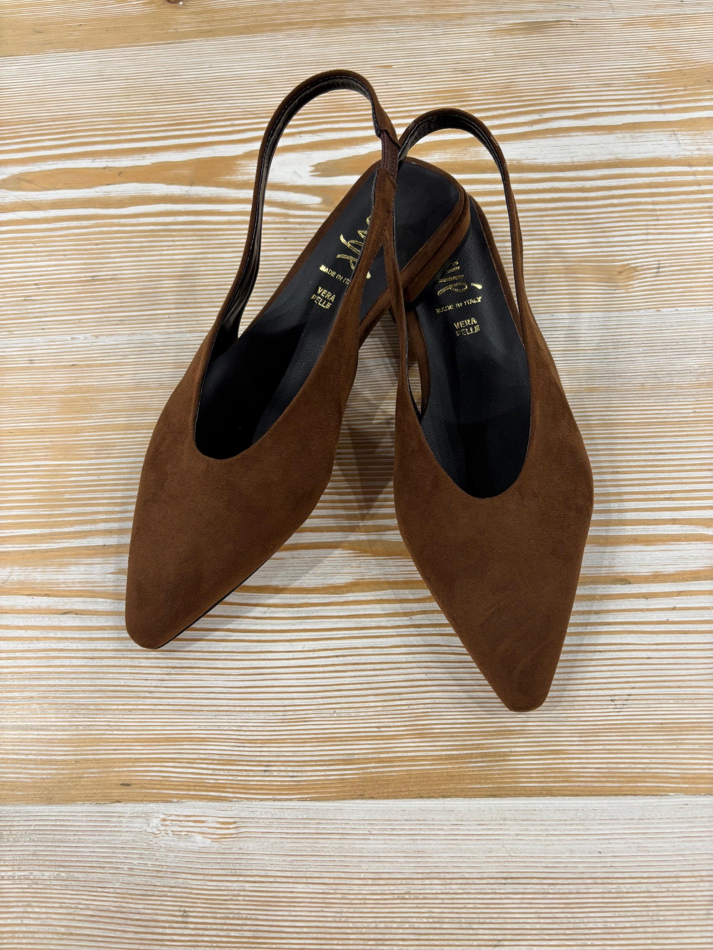 Slingback in camoscio moro - Ovye