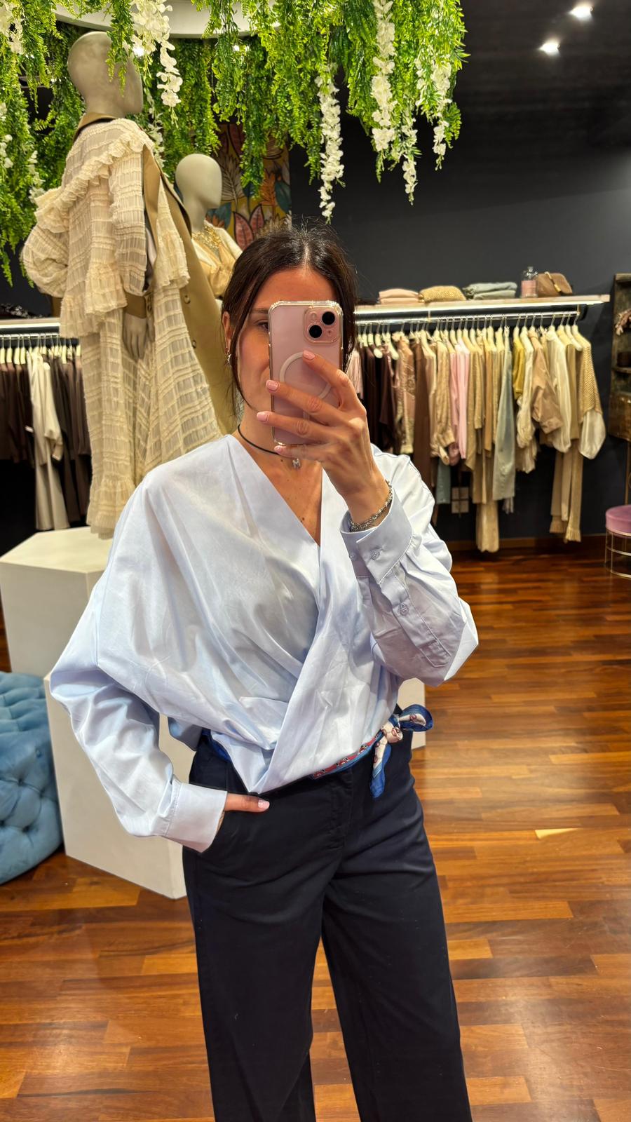 Pantalone chino blu - Kontatto