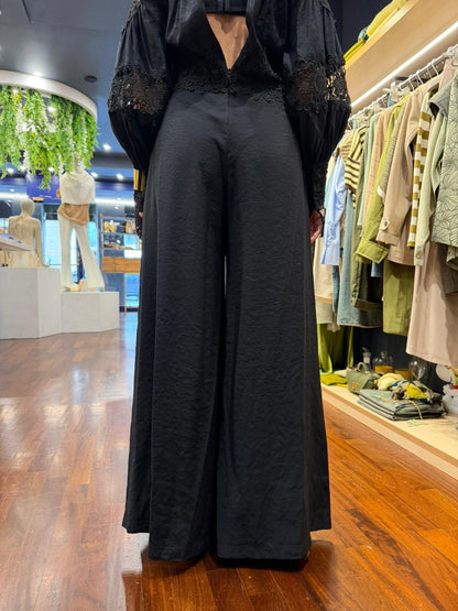 Tuta nera in pizzo macramè - Souvenir