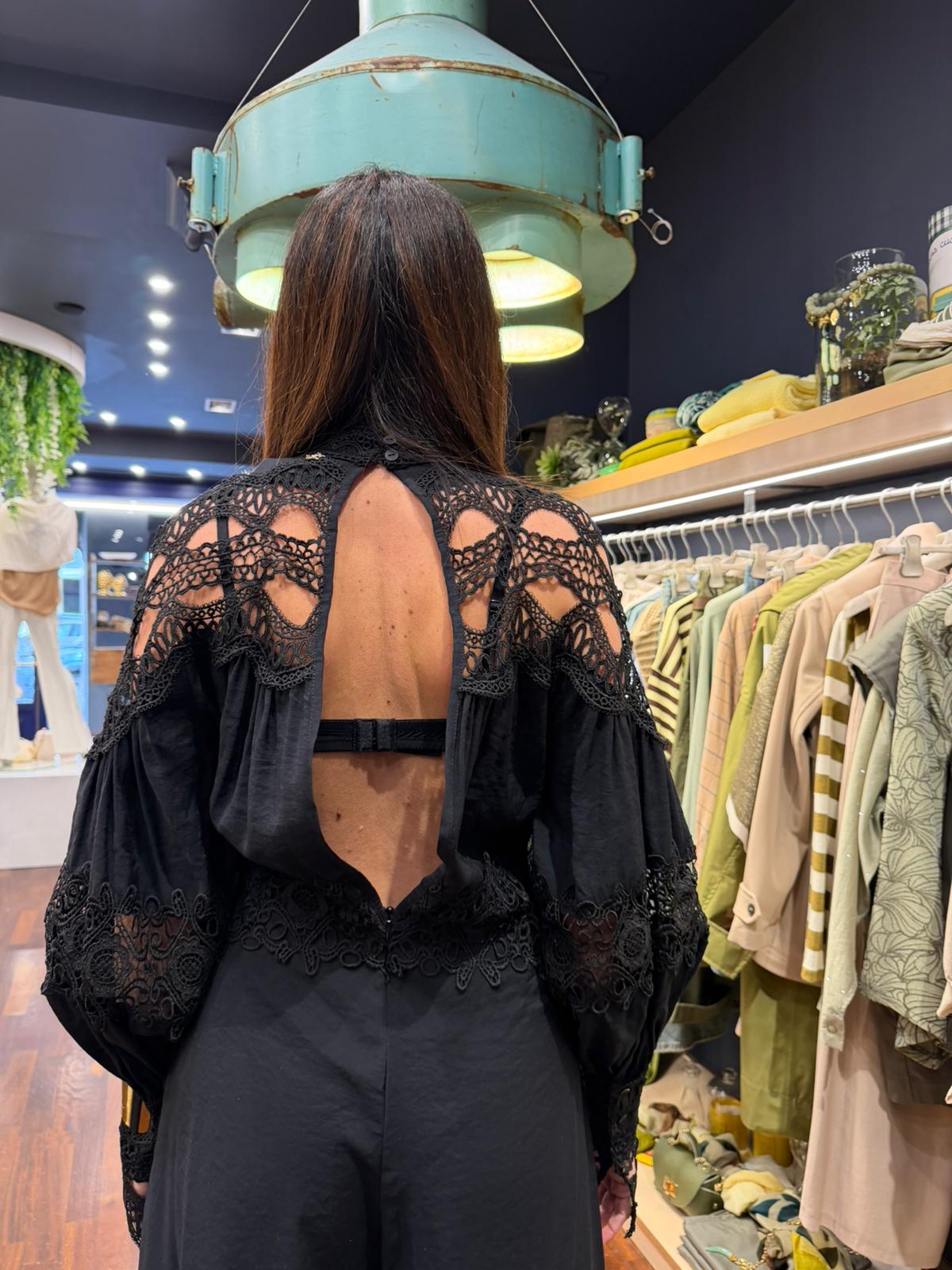 Tuta nera in pizzo macramè - Souvenir