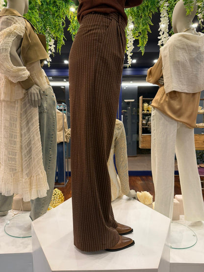 Pantalone gessato - Kontatto
