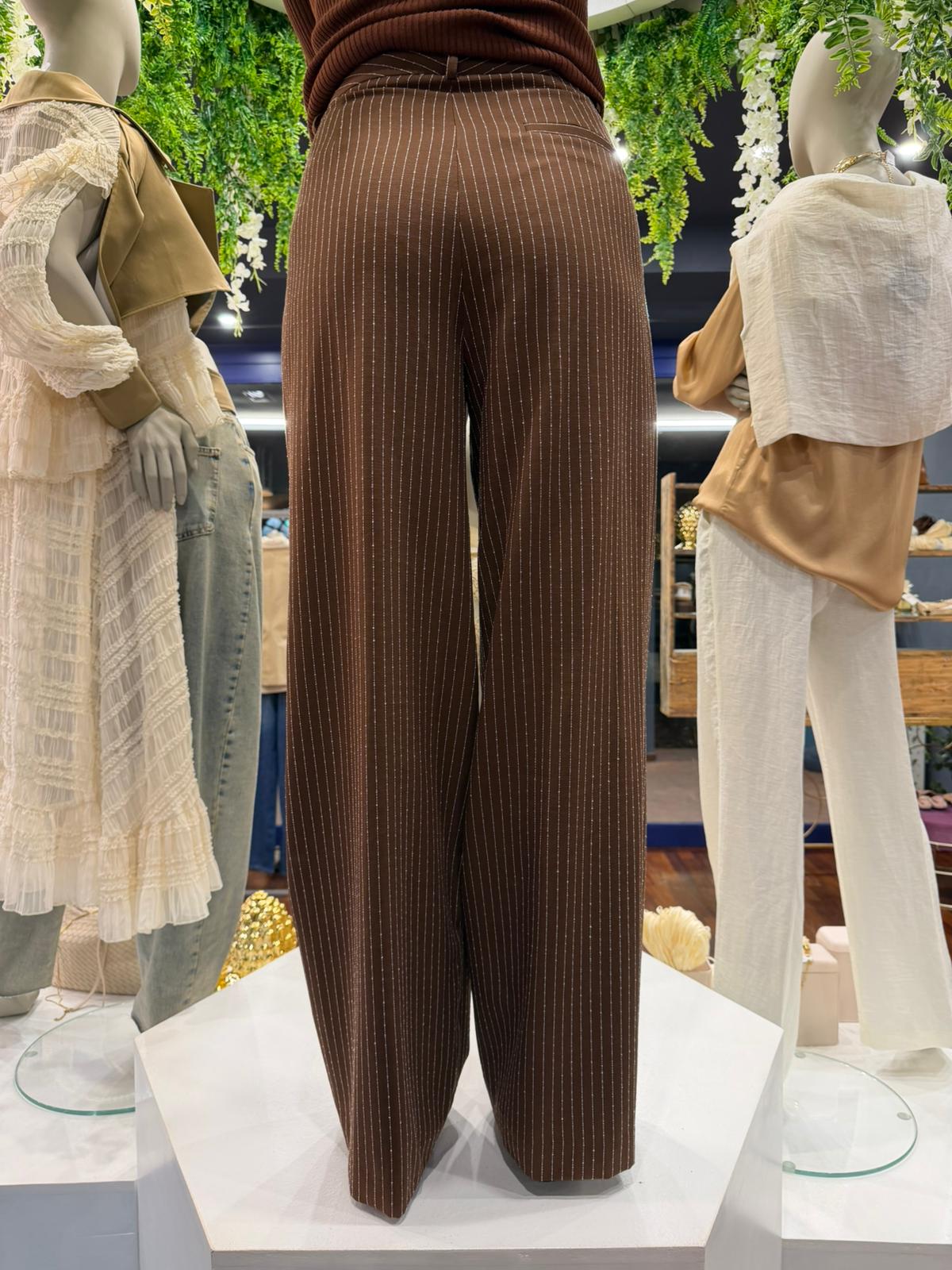 Pantalone gessato - Kontatto