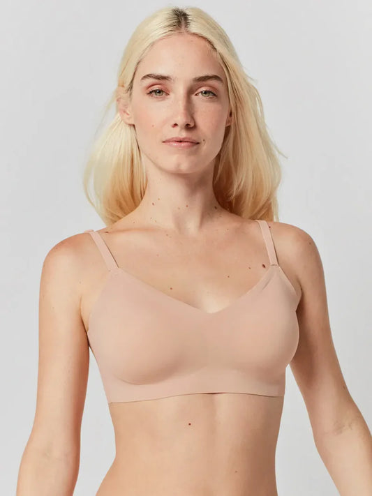 Comfy top nude - Gisela